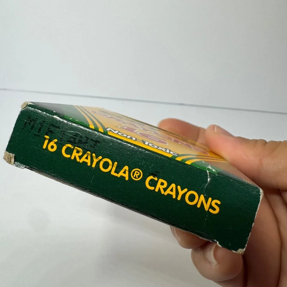 Vintage 1999 Crayola 16 Count‎ Crayons Box Binney & Smith Non-Toxic USA Used Set